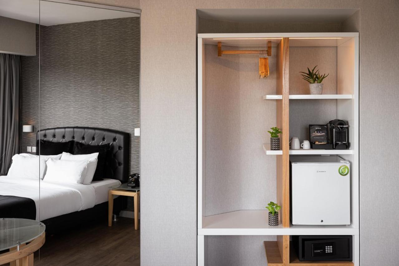 Kreoli Suites Glyfada Атина Екстериор снимка